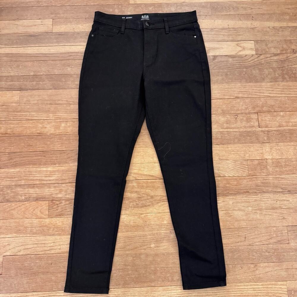 A.N.A women's black high-rise skinny chino pants size 10
 b7